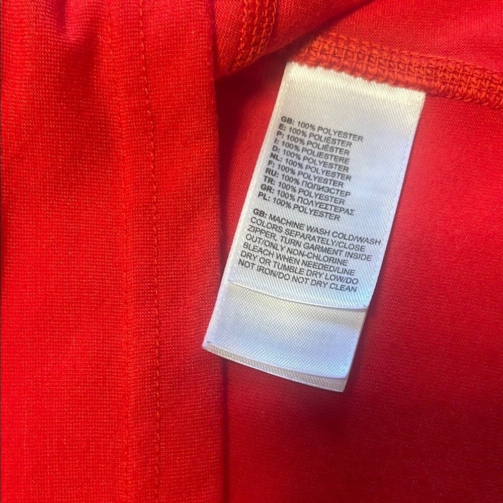 The North Face Red and Gray Pullover - Picture 5 of 5